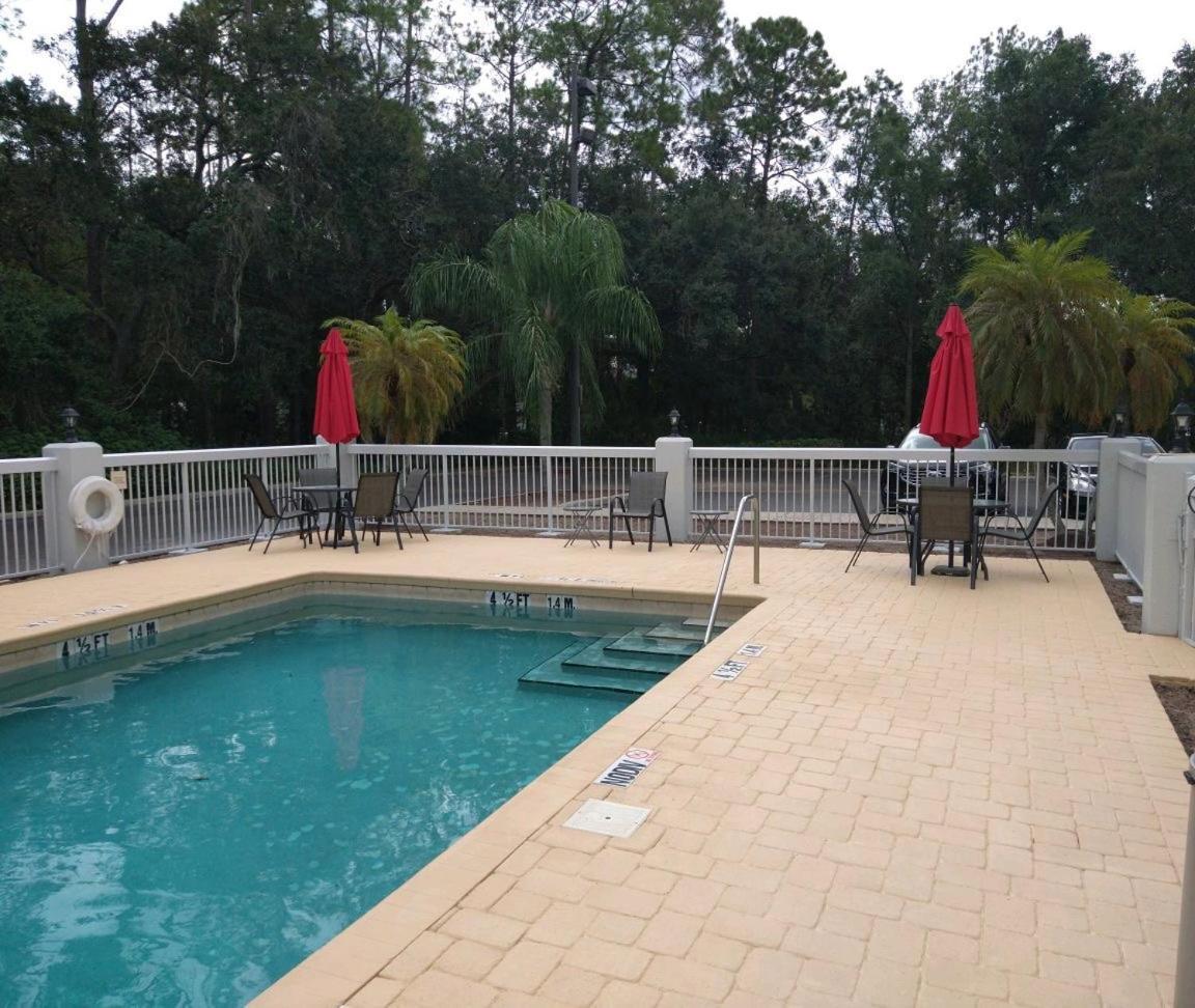 Spark By Hilton Tampa Brandon Heartland Exterior photo