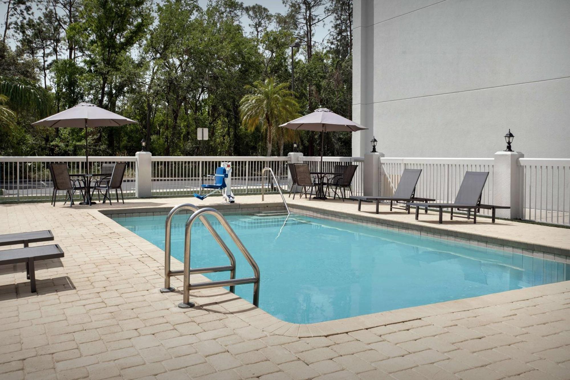 Spark By Hilton Tampa Brandon Heartland Exterior photo