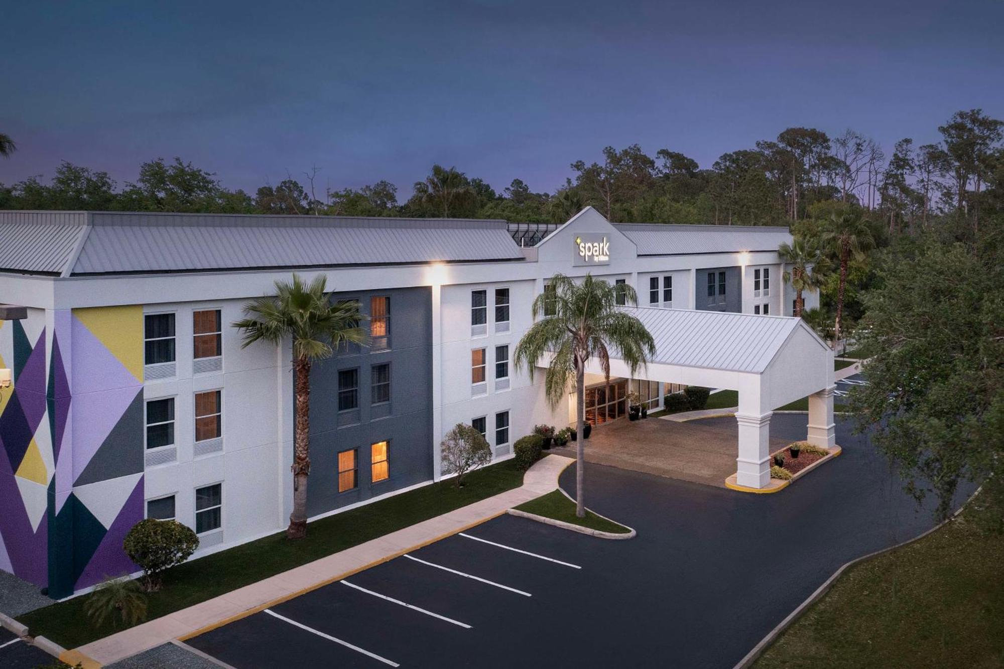 Spark By Hilton Tampa Brandon Heartland Exterior photo