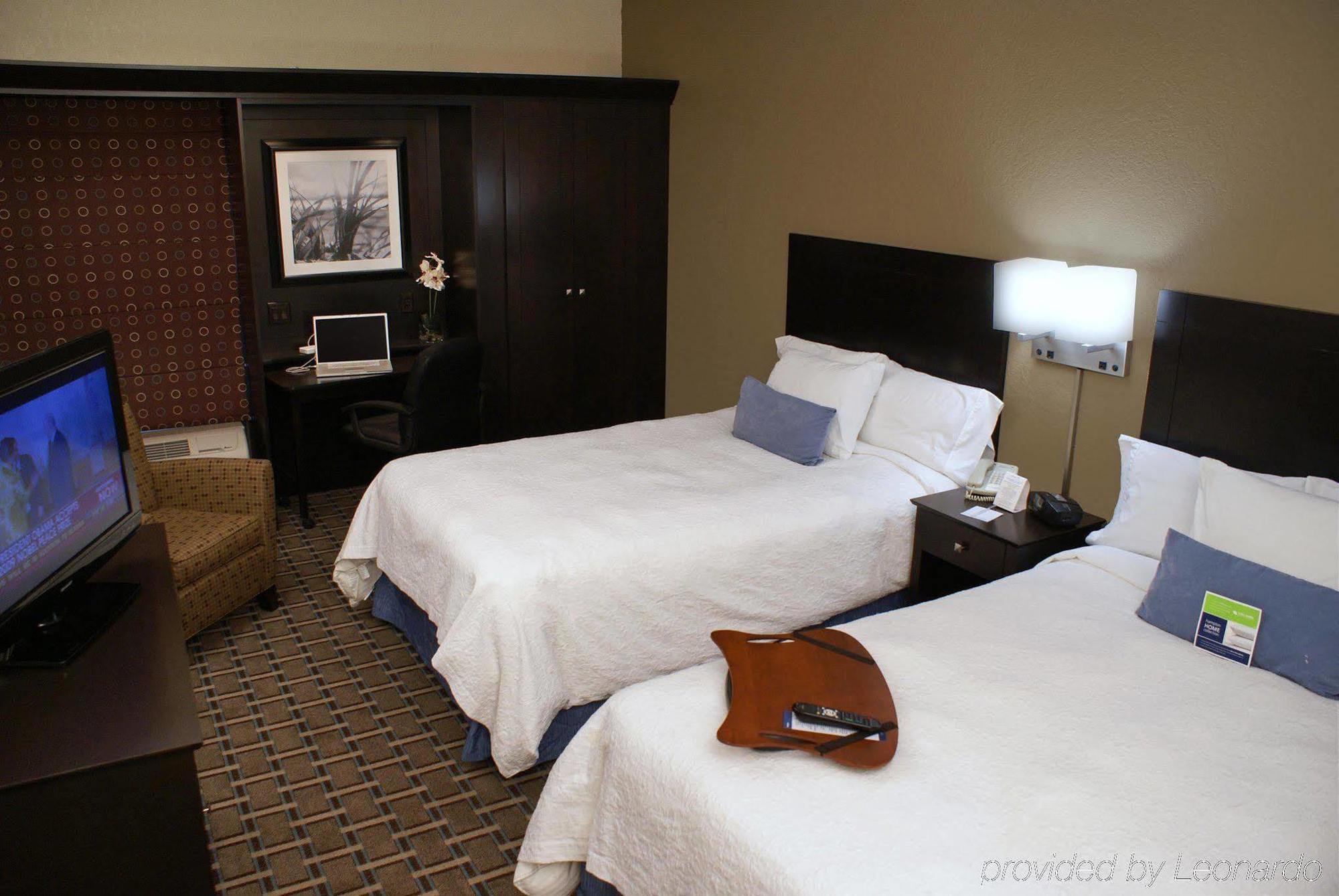 Spark By Hilton Tampa Brandon Heartland Room photo